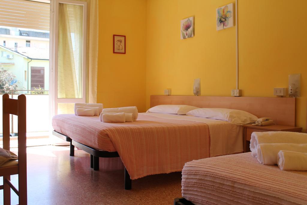 Hotel Ninfea Cervia Exterior photo